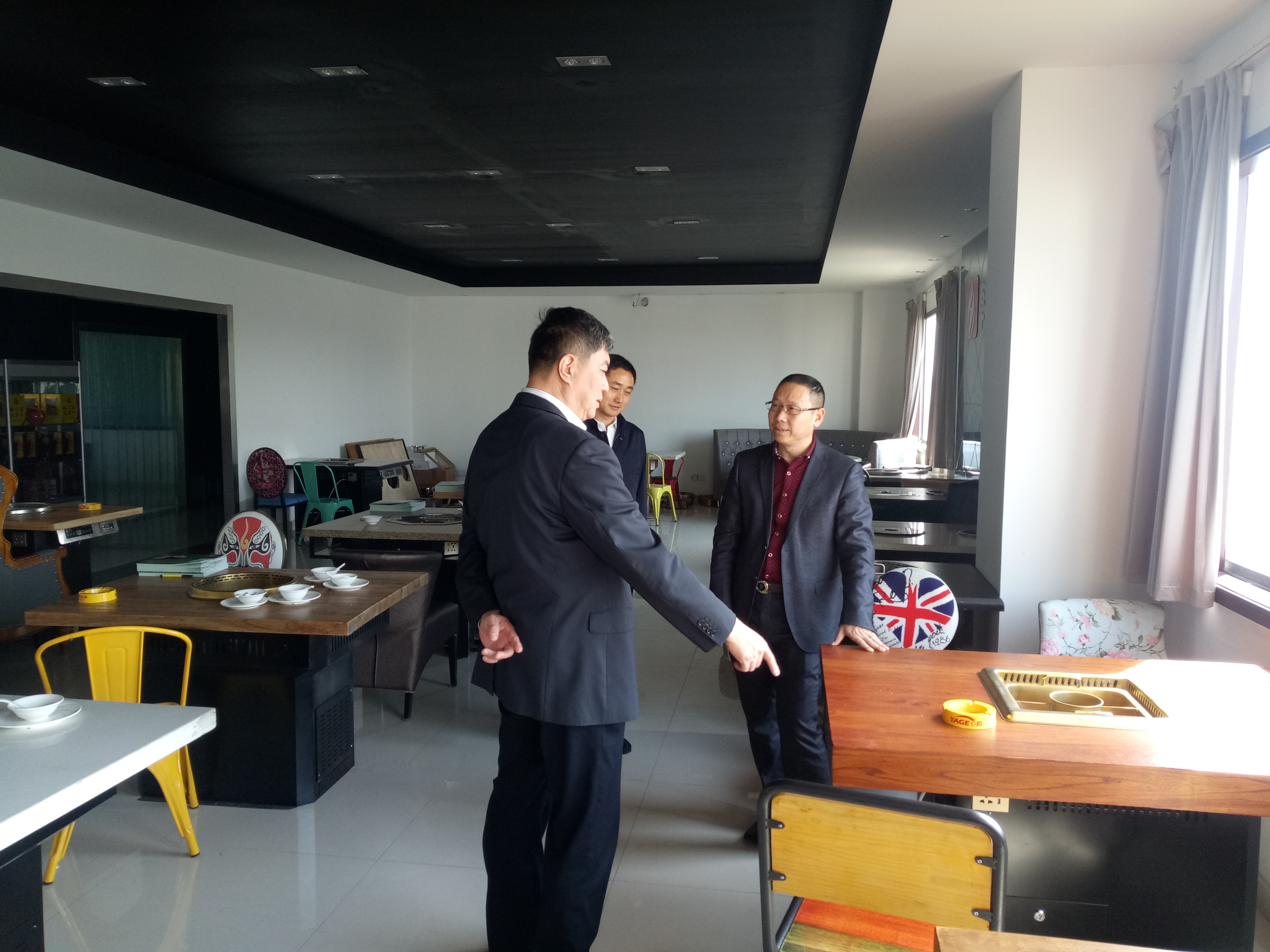 吳中區委常委顧建列調研韓博科技